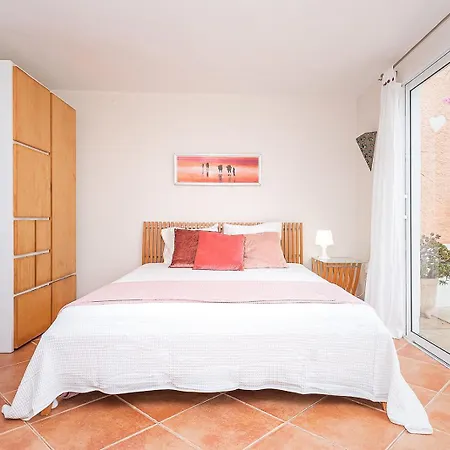 Puerto 2 Holiday home *